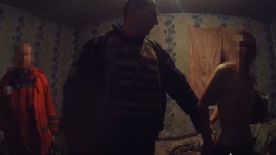 Погрожував ножем рідним та кидався з шилом на поліцейських: черкащанину повідомили про підозру Погрожував ножем рідним та кидався з шилом на поліцейських: черкащанину повідомили про підозру
