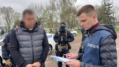 Сприяв вивозу за кордон військовозобов'язаних: затримали старосту однієї з громад Черкащини