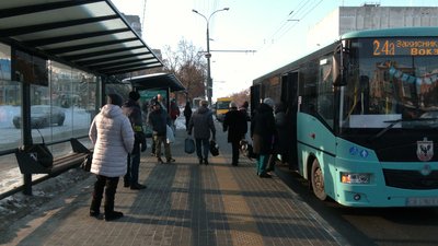 Маршрутки у Чернігові: як чернігівські перевізники реагують на звинувачення Брижинського