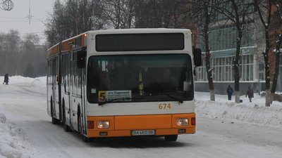 В Олександрії на Кіровоградщині міські автобуси не виїхали на маршрути