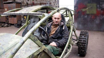 Обличчя війни: буковинські волонтери, які допомагають війську та вимушеним переселенцям Обличчя війни: буковинські волонтери, які допомагають війську та вимушеним переселенцям