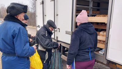 "Гниле місце". Як живуть люди у селі, яке розташоване на болотах на Сумщині "Гниле місце". Як живуть люди у селі, яке розташоване на болотах на Сумщині