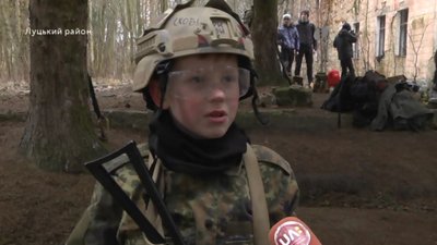У лісі неподалік Луцька розпочався патріотичний вишкіл для молоді У лісі неподалік Луцька розпочався патріотичний вишкіл для молоді