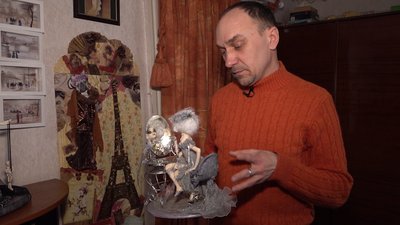 Створює авторські ляльки. Черкасець Олександр Дюмін