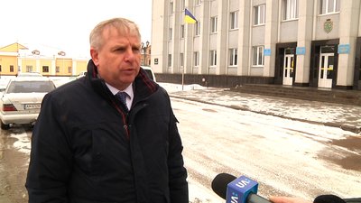На Житомирщині двірники вийшли на акцію протесту На Житомирщині двірники вийшли на акцію протесту