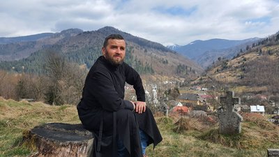 Отець Тарас Бровді Отець Тарас Бровді