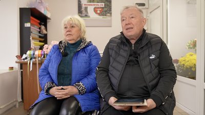 Переселенці із Добропілля відновили свій квітковий магазин у Черкасах