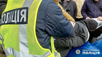На Одещині затримали чоловіка за продаж гранати