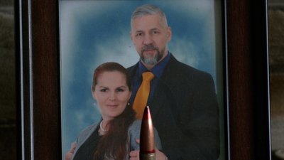 Снайпер та корегувальниця вогню: як родина зі Славутича боронила рідне місто Снайпер та корегувальниця вогню: як родина зі Славутича боронила рідне місто