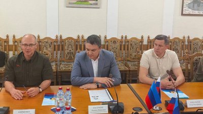 Сергій Кірієнко, Леонід Пасічник, Єгор Ковальчук