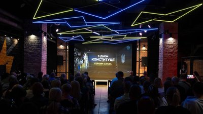 День Конституції: у Запоріжжі державними нагородами відзначили військових