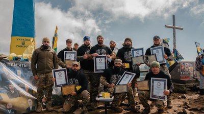 Бійці полку «Сафарі» встановили рекорд на вершині Говерли