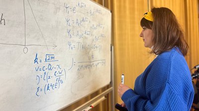 "У нас родина науковців": аспірантка Інституту прикладної фізики НАН України Юлія Лебединська