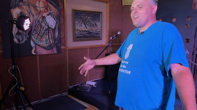 "Піратська бухта" у Херсоні: в рамках Мельпомени Таврії відбулась зустріч авторів вистав з глядачами "Піратська бухта" у Херсоні: в рамках Мельпомени Таврії відбулась зустріч авторів вистав з глядачами