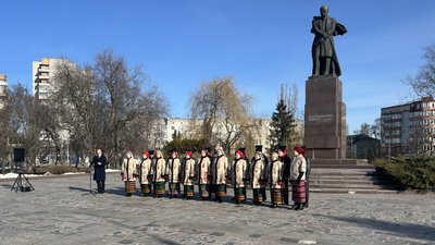 У Кременчуці відзначали 212-річння з дня народження Тараса Шевченка