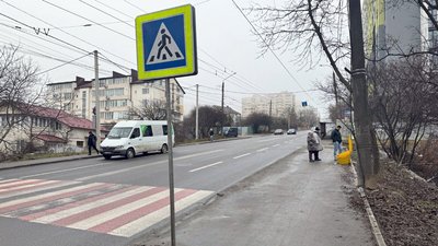 У Хмельницькому травмувався велосипедист в результаті наїзду на пішохода: його прооперували