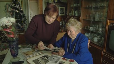 Любов до життя - це основа довголіття, каже 104-річна Євдокія Дудко. Любов до життя - це основа довголіття, каже 104-річна Євдокія Дудко.