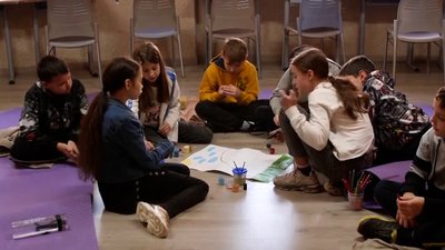 Навчитися жити далі: 12-річна бранка підвалу в Ягідному пройшла психологічну реабілітацію та бореться зі своїми страхами Навчитися жити далі: 12-річна бранка підвалу в Ягідному пройшла психологічну реабілітацію та бореться зі своїми страхами