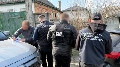 Підозр оголосили ексдиректору будкомпанії та посадовцю в Умані
