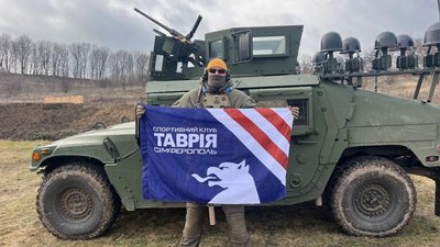 "Хочу на військовій машині з прапором України заїхати", — військовий з Криму