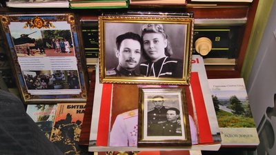 У 101 рік довгожитель з Хмельницького не втрачає почуття гумору та живе за військовим режимом У 101 рік довгожитель з Хмельницького не втрачає почуття гумору та живе за військовим режимом