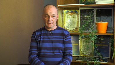 Грає на трубі та розмальовує військову техніку: як 12-річний переселенець з Миколаївщини допомагає ЗСУ Грає на трубі та розмальовує військову техніку: як 12-річний переселенець з Миколаївщини допомагає ЗСУ