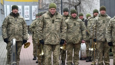У Кропивницькому вшанували пам'ять героїв, які загинули в бою під Крутами.