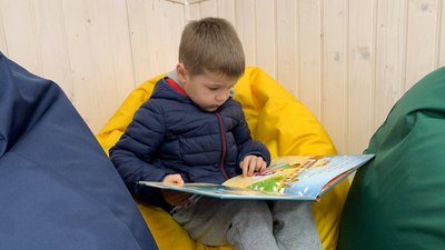 Ходять у походи та займаються з психологом. Як у Лукавцях на Буковині працює простір дружній до дітей Ходять у походи та займаються з психологом. Як у Лукавцях на Буковині працює простір дружній до дітей