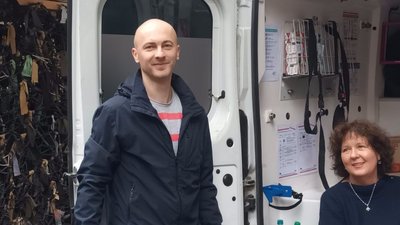 Вареники, консерви та цигарки-самокрутки: у Тернополі волонтери "Бункер С" щодня допомагають бійцям Вареники, консерви та цигарки-самокрутки: у Тернополі волонтери "Бункер С" щодня допомагають бійцям