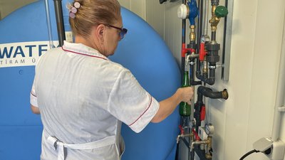 За підтримки Латвії у Комишанах Херсонської області встановили обладнання для очищення питної води За підтримки Латвії у Комишанах Херсонської області встановили обладнання для очищення питної води