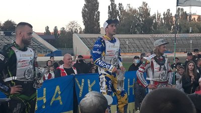У Рівному стартував міжнародний спідвейний "Меморіал Ігоря Марка" У Рівному стартував міжнародний спідвейний "Меморіал Ігоря Марка"