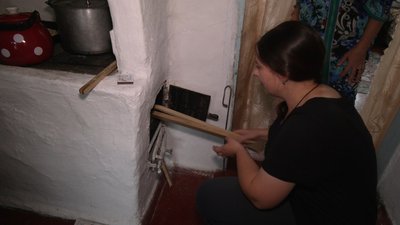 У Хмельницькій громаді надзвичайники перевірили стан пічного опалення у приватних будинках У Хмельницькій громаді надзвичайники перевірили стан пічного опалення у приватних будинках