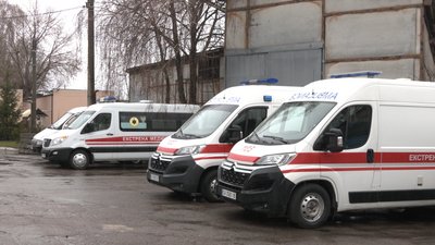 Автомобілі швидкої допомоги Автомобілі швидкої допомоги