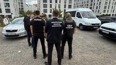 На Закарпатті судитимуть директора філії коледжу за фіктивне працевлаштування