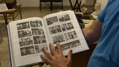 Книжка про Богдана Хаварівського Книжка про Богдана Хаварівського