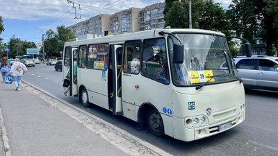 Автобус №29 у Чернігові