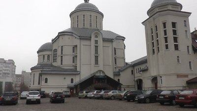 В Івано-Франківську провели ярмарок виробів, які створили особливі дітки В Івано-Франківську провели ярмарок виробів, які створили особливі дітки