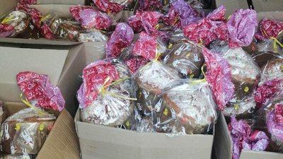Івано-Франківські волонтери передали на фронт великодні смаколики для військових Івано-Франківські волонтери передали на фронт великодні смаколики для військових