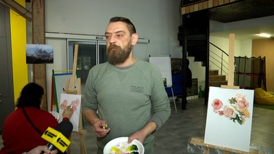 Мистецтво як ліки: для сімей військовослужбовців в Житомирі провели заняття з арттерапії Мистецтво як ліки: для сімей військовослужбовців в Житомирі провели заняття з арттерапії