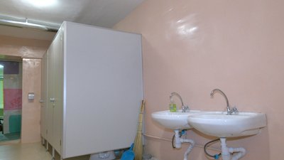 Уроки під час повітряної тривоги: як черкаські учні реагують на тривогу та які речі беруть в укриття Уроки під час повітряної тривоги: як черкаські учні реагують на тривогу та які речі беруть в укриття