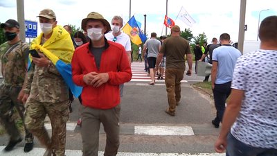 На Житомирщині перекривали трасу Київ-Чоп: вимагали виділення землі На Житомирщині перекривали трасу Київ-Чоп: вимагали виділення землі