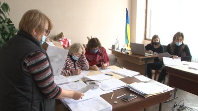 На Дніпропетровщині визнали недійсним голосування на виборчій дільниці психоневрологічного інтернату На Дніпропетровщині визнали недійсним голосування на виборчій дільниці психоневрологічного інтернату