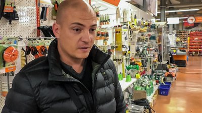 Купляють генератори та повербанки: як ужгородці готуються до відключень електроенергії Купляють генератори та повербанки: як ужгородці готуються до відключень електроенергії
