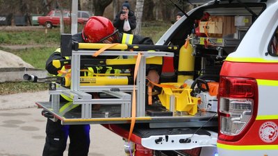 Три аварійно-рятувальні автомобілі отримали пожежники Тернопільщини Три аварійно-рятувальні автомобілі отримали пожежники Тернопільщини