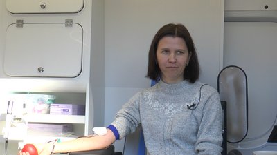 В Івано-Франківську запрацював перший в Україні мобільний пункт забору крові В Івано-Франківську запрацював перший в Україні мобільний пункт забору крові