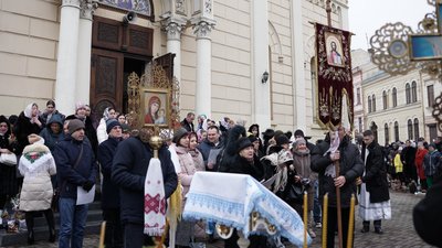 Вперше за новоюліанським календарем. Як відзначали Водохреще у Чернівцях Вперше за новоюліанським календарем. Як відзначали Водохреще у Чернівцях