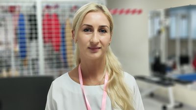 Завідувачка реабілітаційного відділення Альона Черкавська Завідувачка реабілітаційного відділення Альона Черкавська