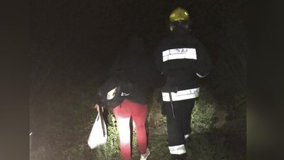 На Кіровоградщині 36-річна жінка заблукала в лісі. Її знайшли рятувальники