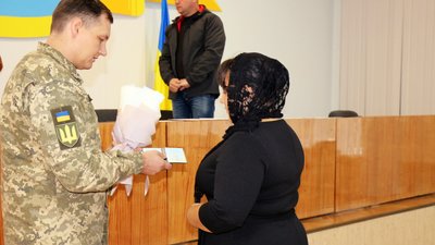 Захисника з Вінниччини посмертно нагородили "Золотим хрестом"