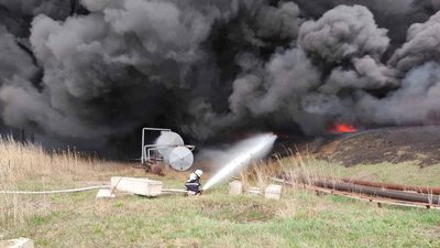 Пожежа на Лисичанському нафтопереробному заводі 16 квітня